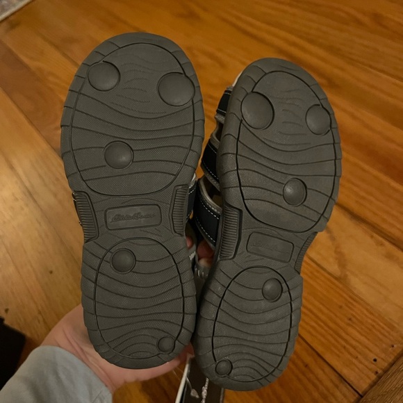 Eddie Bauer Kids Sandals - Picture 2 of 3